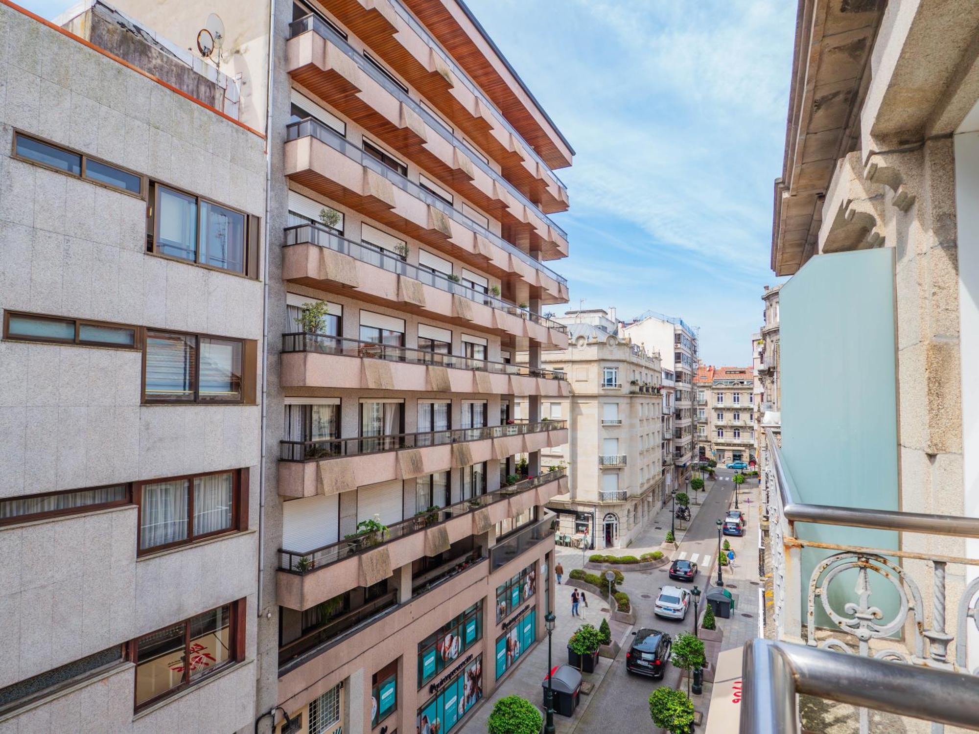 Luxury Centro De Vigo Balcony Apartment Luaran gambar