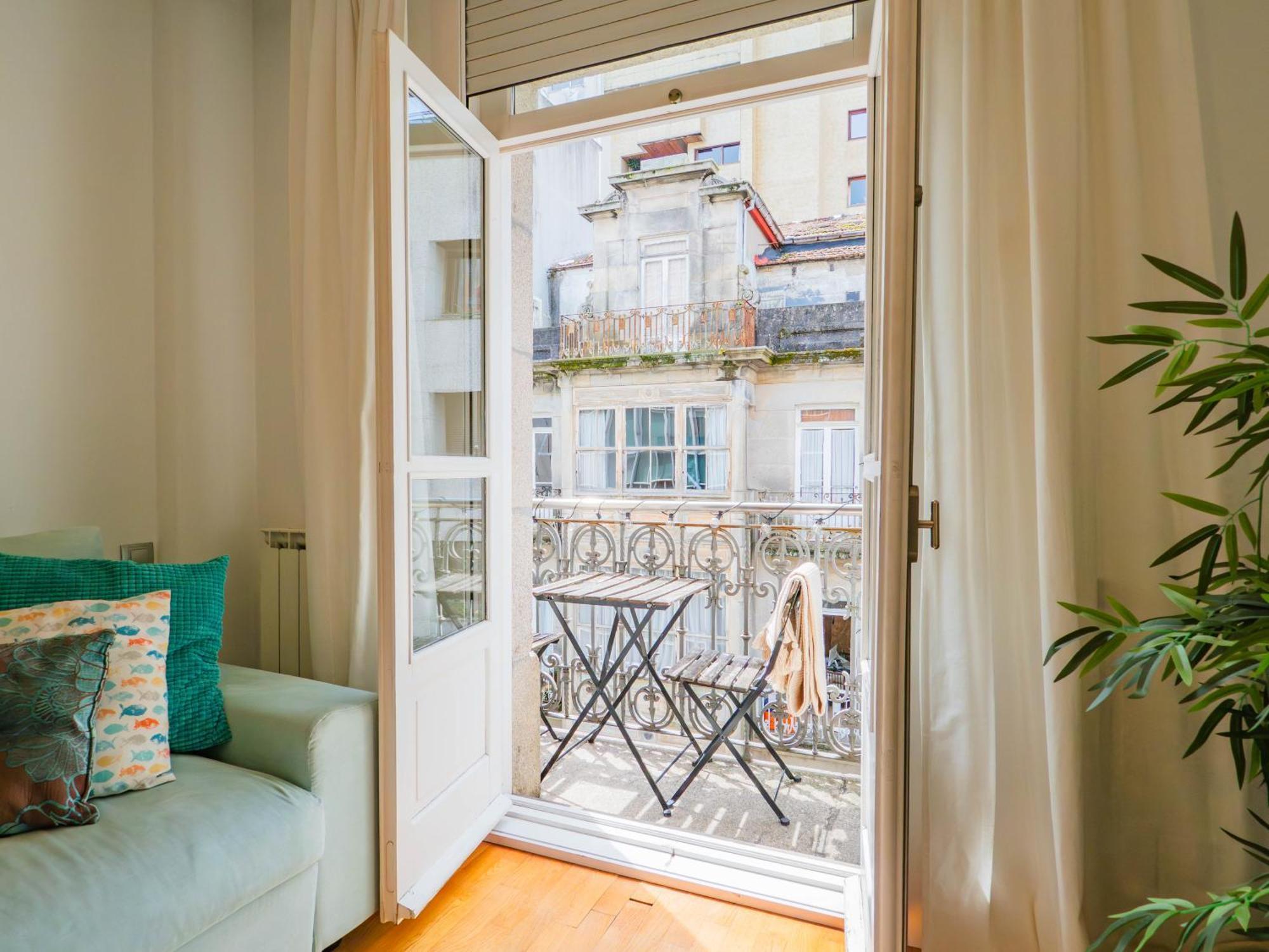 Luxury Centro De Vigo Balcony Apartment Luaran gambar